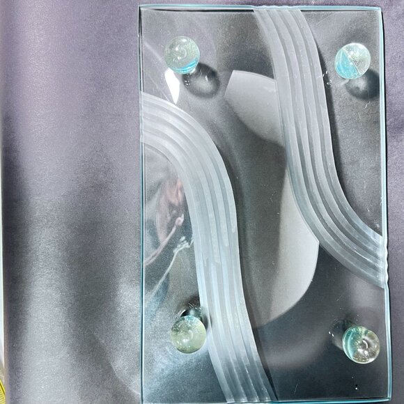 Vtg Unique Concave Art Glass Serving Decor Tray Cut Etched Wavy Lines Ball Feet - Picture 8 of 8